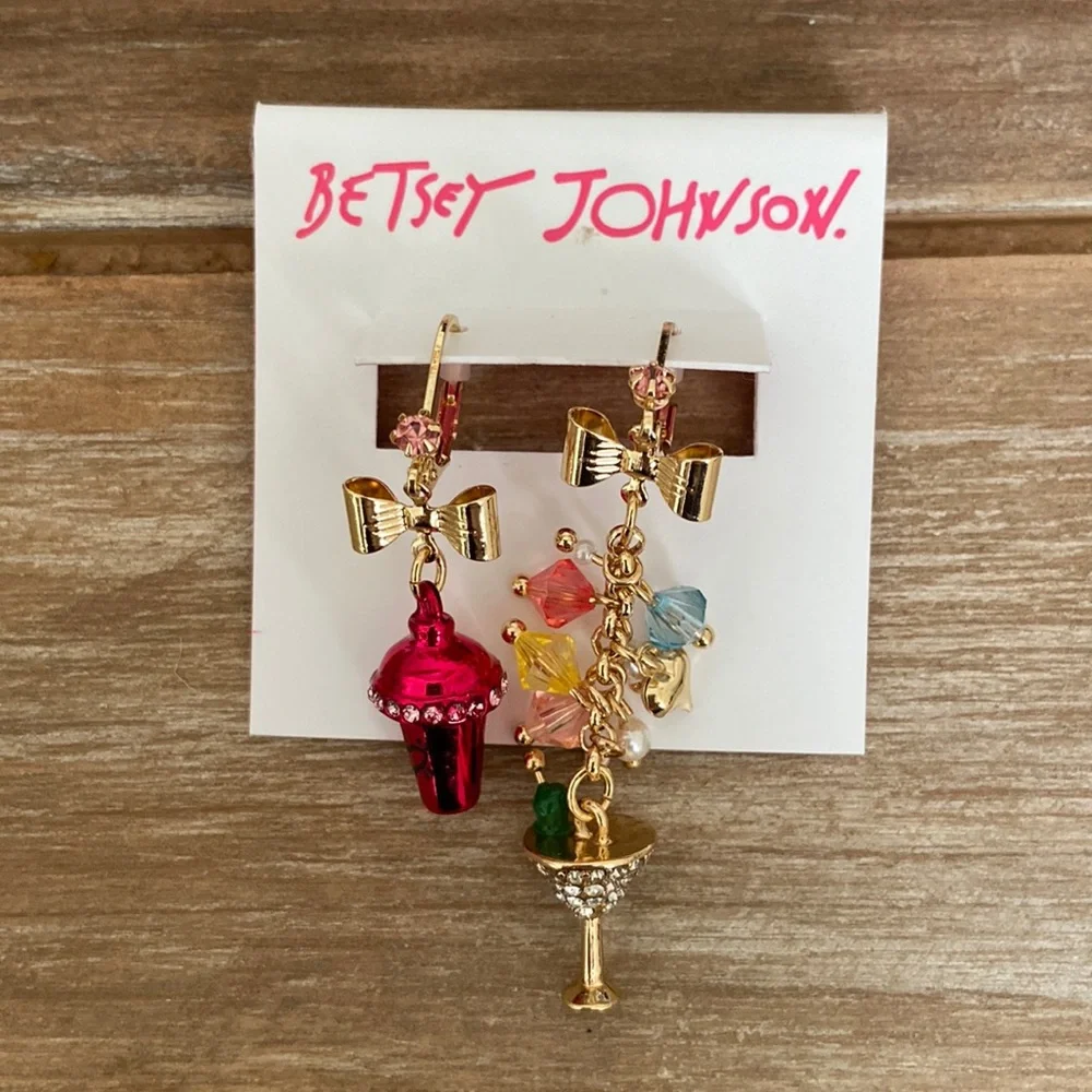 Betsey Johnson Martini earrings - Picture 1 of 6